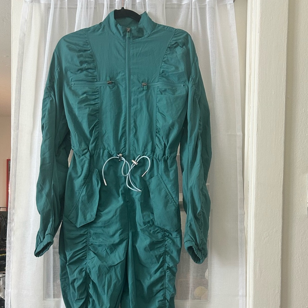 Fabletics Teal Utility Jumpsuit XS Rave Activewear Hiking Outdoors - Picture 4 of 4
